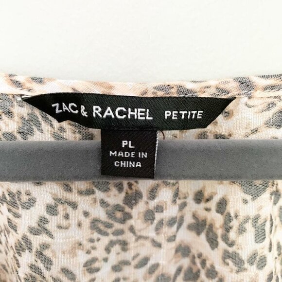5/$25 Zac & Rachel animal print flowy top - Picture 3 of 7